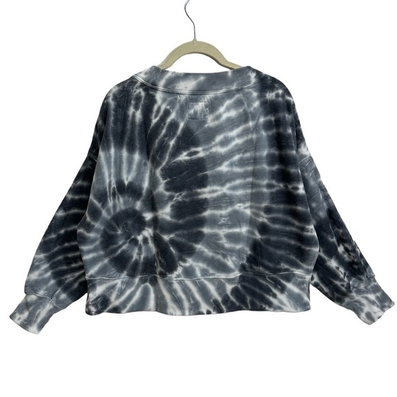 ABERCROMBIE & FITCH Wash Effect Sharkbite V-Neck Sweatshirt, Size SMALL - Picture 5 of 14